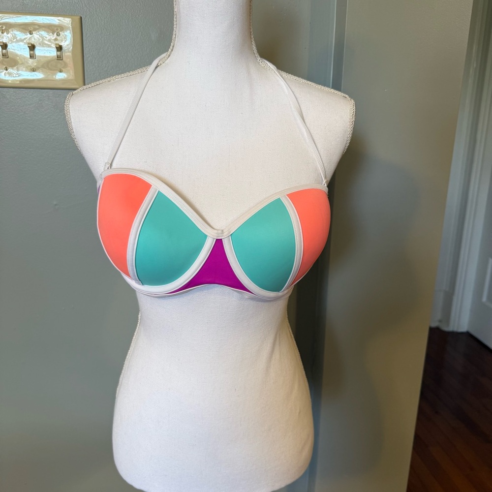 Victoria's Secret Pink Colorblock Padded Bikini Top Underwire Medium (D-DD Cup)